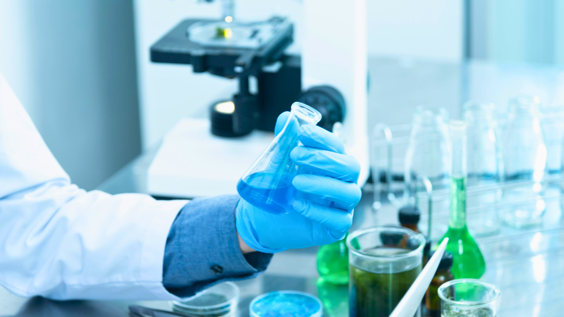Laboratorio AUJOR: medición y análisis de procesos de acero inoxidable